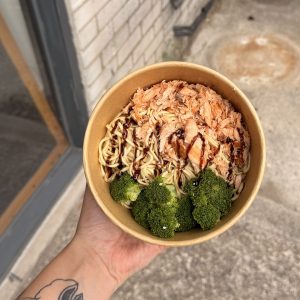 Sweet Chilli Salmon Noodles